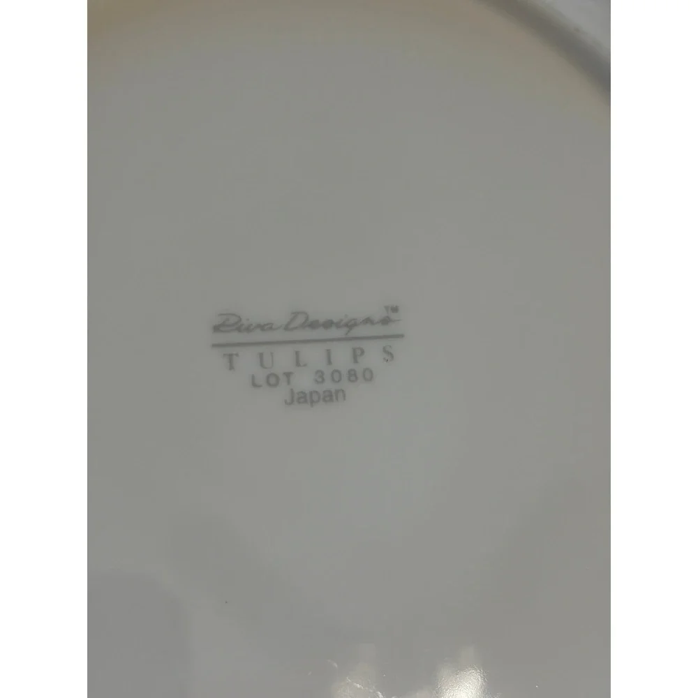 Diva Designs Tulips Japan Lot 3080 Saucer Dish Red Trim Floral‎ Accent